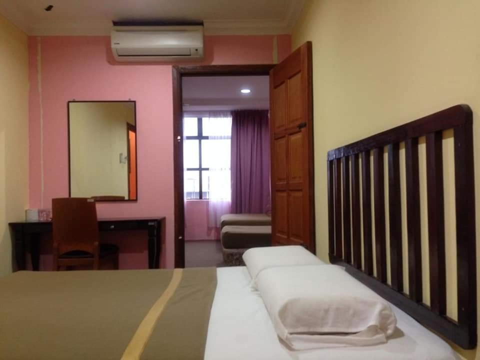 Hotel Nawar Pasir Mas المظهر الخارجي الصورة
