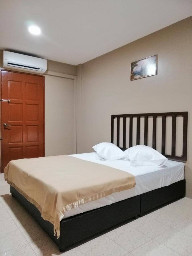 Hotel Nawar Pasir Mas المظهر الخارجي الصورة